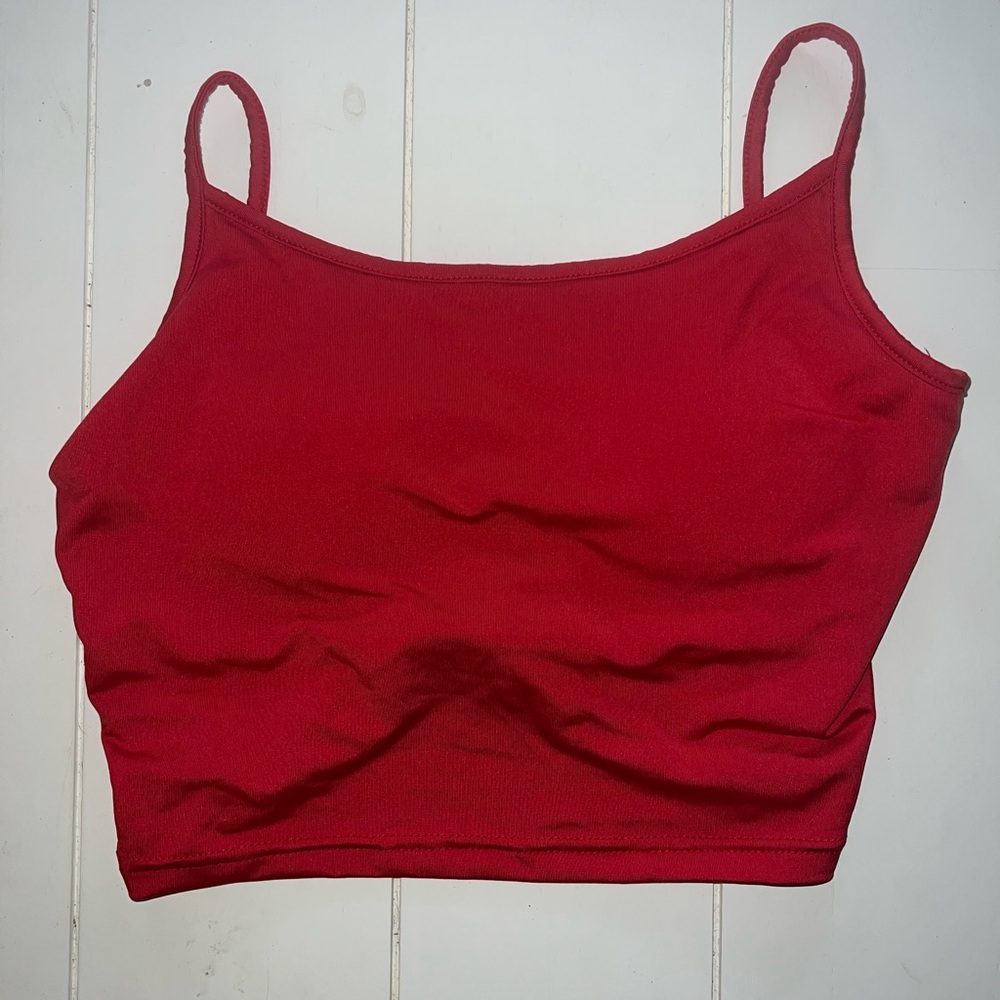 ✨SHEIN Scarlet Camisole Top